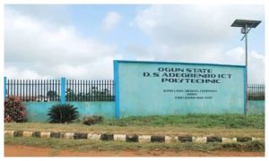 Ogun Students Protest, Block Abeokuta-Lagos Expressway Over Colleague’s Killing