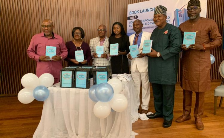  Adamolekun, Olatunji launch social responsibility and sustainable development book in Lagos