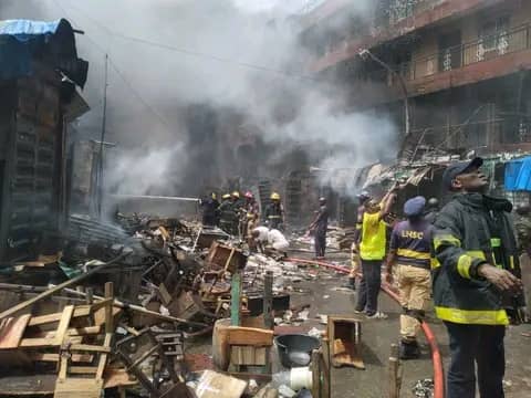  Three Buildings Collapse After Fire Outbreak In Lagos Market