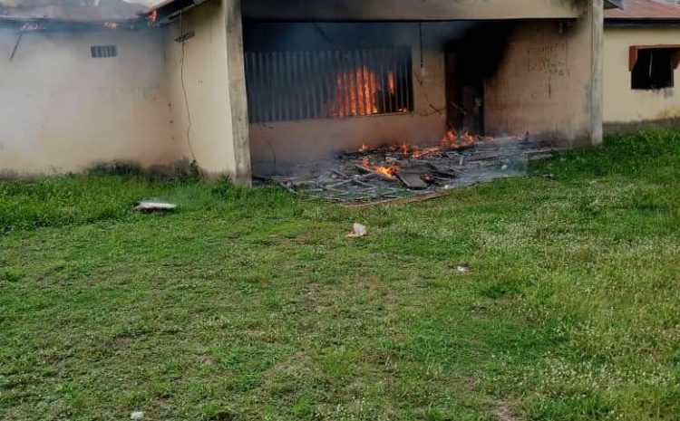  10 Generators, 300 Ballot Boxes, 270 Voting Cubicles Destroyed in INEC Office Attack in Benue State