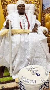 Adeleke Dethrones Oba Gbenga Oloyede After 4-Year Imprisonment In United States