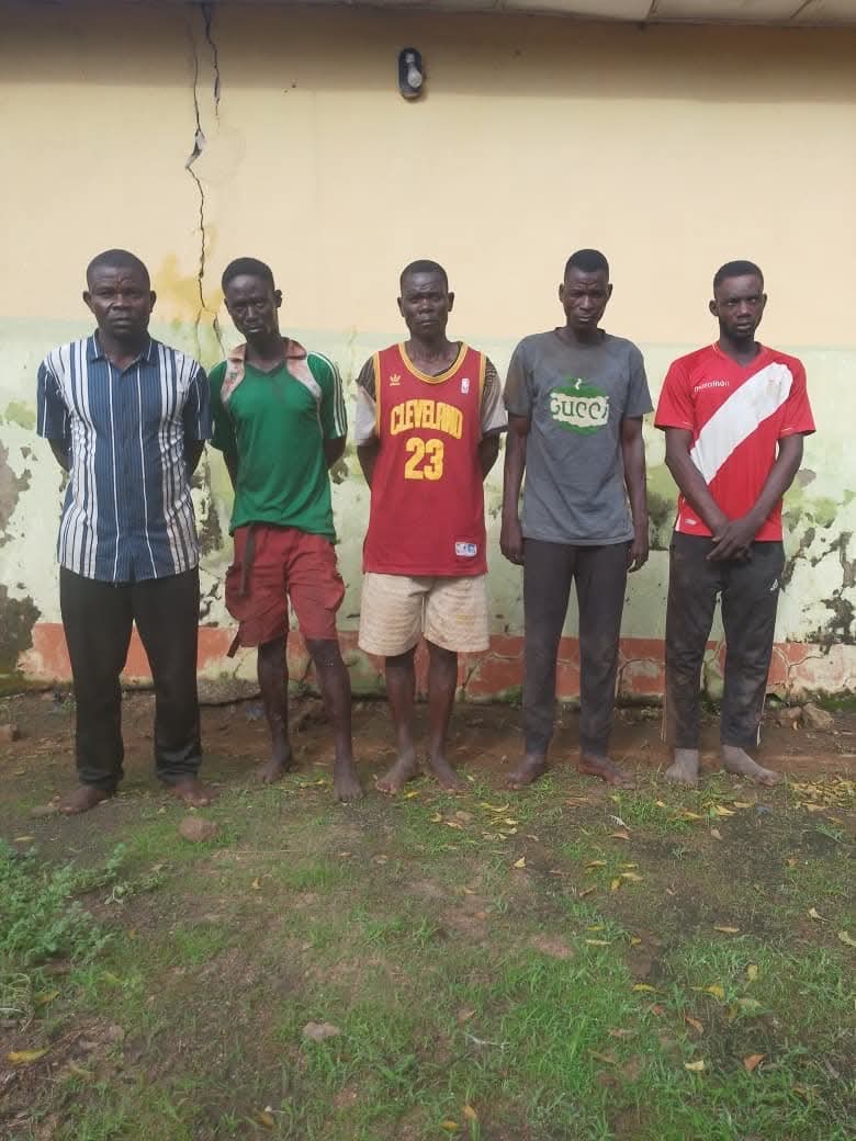 TROOPS OF 6 BRIGADE ARREST FIVE SUSPECTED CRIMINALS IN TARABA