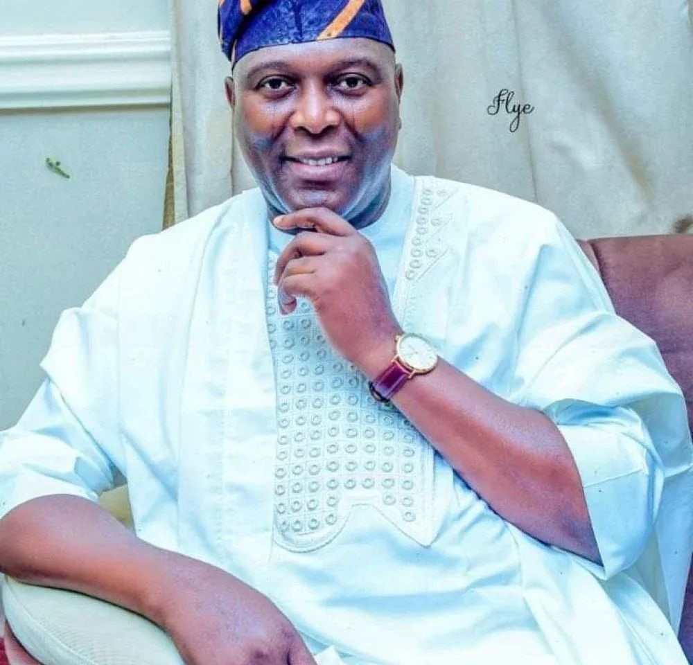 Police detain Osun SSG, five others