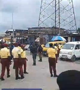 LASTMA Impounds 84 Vehicles, Illegal Garages At Idumota