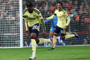 Arsenal Edge Nottingham Forest 1-0 to Keep Pressure on Man City